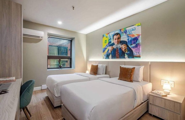 Twin Nest – Berri-UQAM Stay