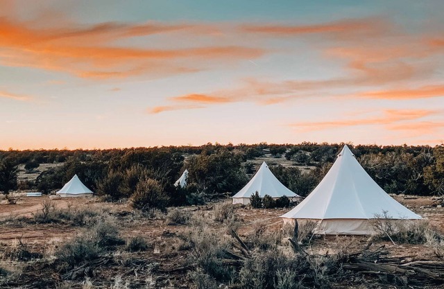 Twin Tent w/ Shared Bathroom - Find us among the juniper trees and the open sky.