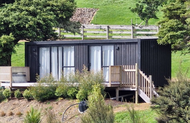 Twin Totara Cottage