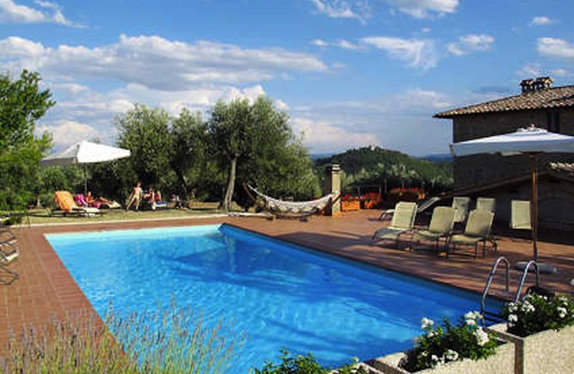 Apartment mit zwei Schlafzimmern in der Nähe des Trasimenischen Sees mit herrlichem Blick über die Landschaft