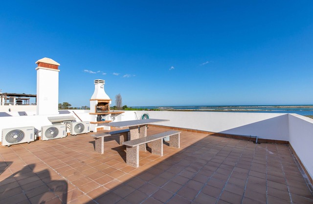 Two Bedroom apartment in Fuseta by Ideal Homes