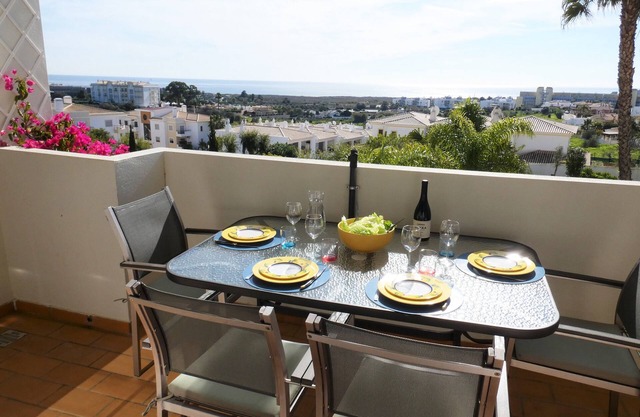 Apartment mit 2 Schlafzimmern und Meerblick