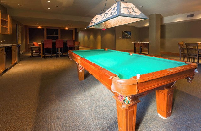 Two Bedroom + Den | Sleeps 6-8 | Slalom Creek Condos