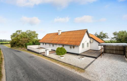 Two-Bedroom Holiday Home In Spottrup