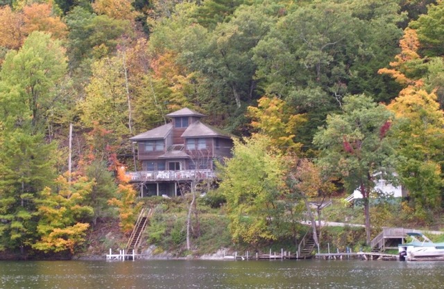 Zwei-Zimmer-Haus auf Nordwest-Ufer des schönen Lake St. Catherine mit Kajaks