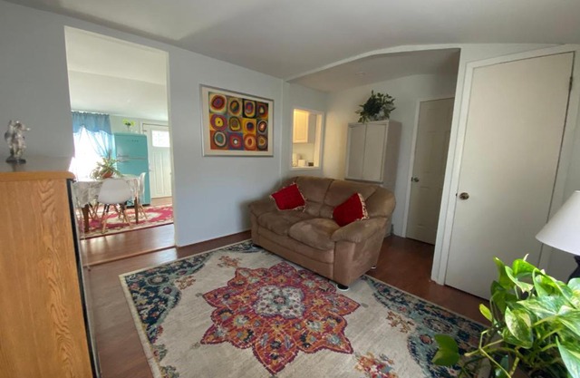 Two bedroom, living/dining room