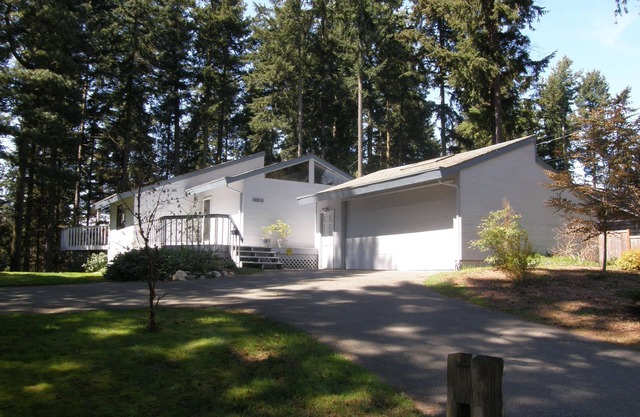 Zwei Schlafzimmer, ein Bad komfortables Zuhause in Shoreline, WA