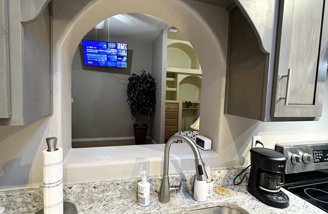 Two Bedroom, One Bathroom Beautiful Home.