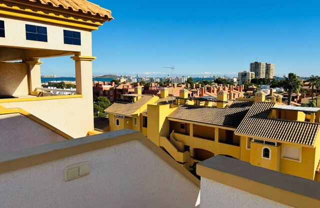 Two Bedroom Penthouse with Communal Pool in Mar de Cristal