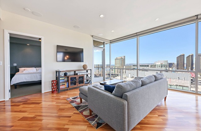 Two bedroom Penthouse with beautiful views of Downtown and San Diego Bay