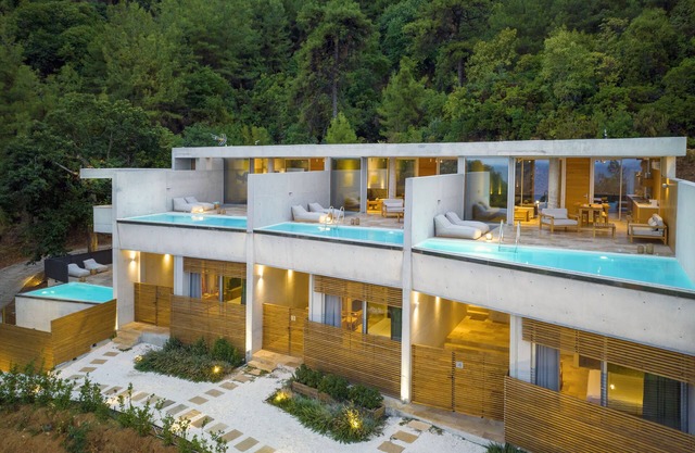 Two-bedroom Villa with a private heated pool