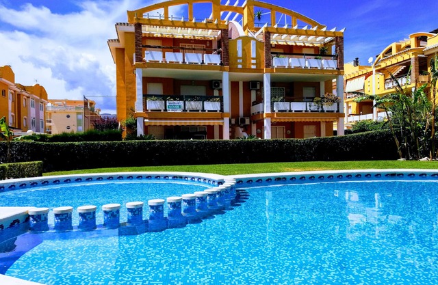 Two bedrooms on the first floor, patio with barbecue, swimming pool and tennis court.