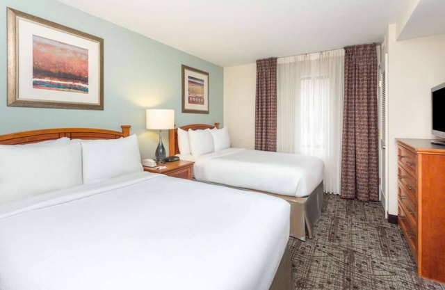 TWO Family-friendly 2BR Suites with Breakfast, Full Kitchens! Pool, Pet-friendly