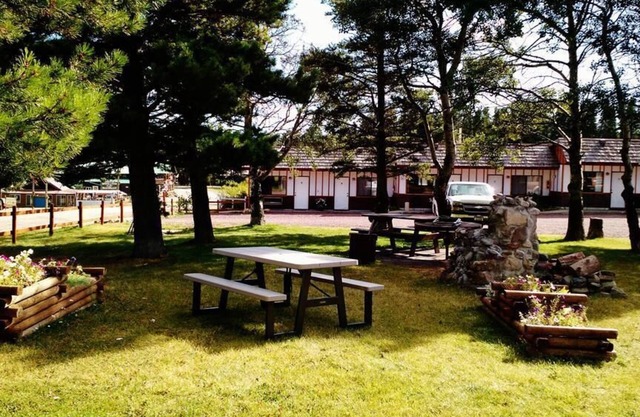 Two Medicine INN