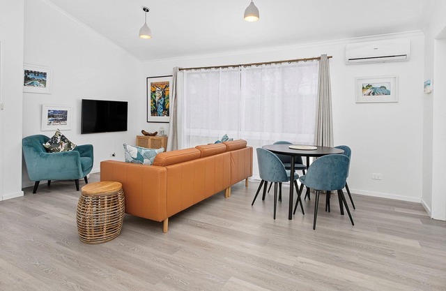 Two Pines Beach Cottage