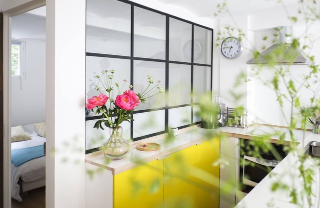3 Zimmerwohnung im Erdgeschoss mit Blick auf eine kleine Terrasse