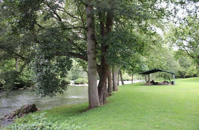 Two Rivers Lodge