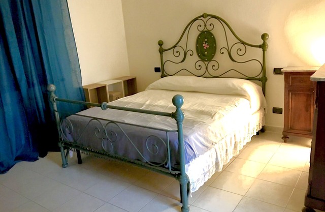 Two-room apartment 500 m from the airport