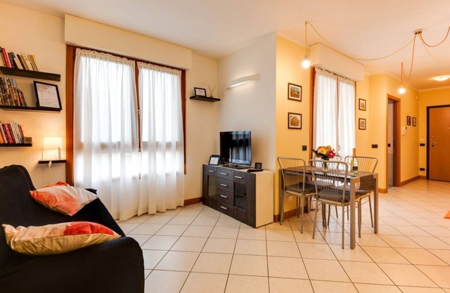 Helle 2-Zimmer-Wohnung mit Garage und Aufzug zwischen Bahnhof und Zentrum