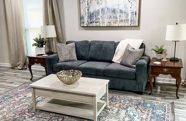 Two-Seventeen, a cozy Wetumpka home