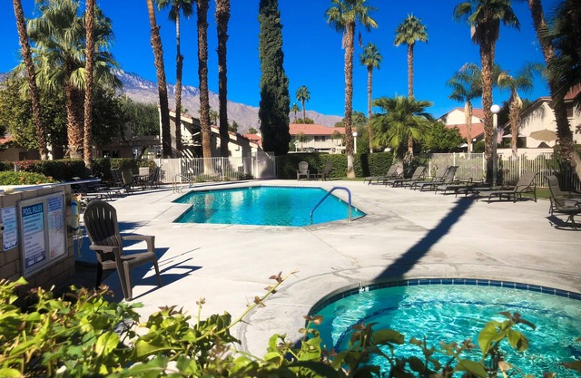 Two-story condo with mtn views, outdoor pool, tennis, & golf