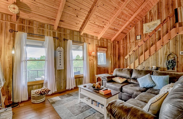 Two-Story, Dog-Friendly Home w/ Private Hot Tub, Fast WiFi, & Mountain Views
