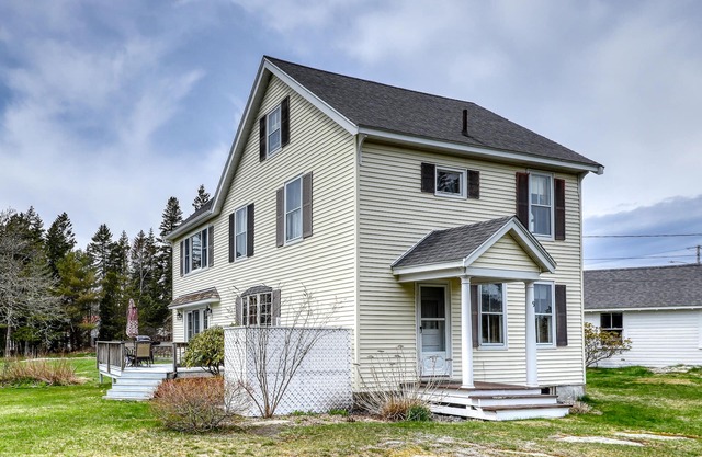 Two-Story Family-Friendly Home w/Free WiFi, Deck, and Partial Ocean Views