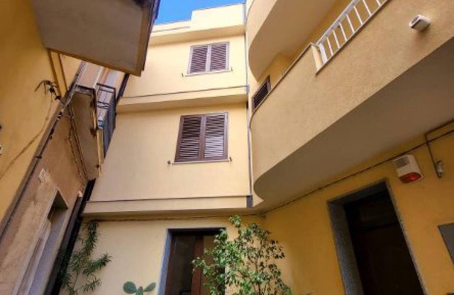 Casa Sciesa su due livelli in città - klimatisiert - WLAN