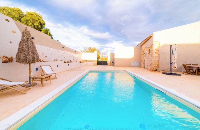 Two units, luxury, pool, seascape, vegetable garden