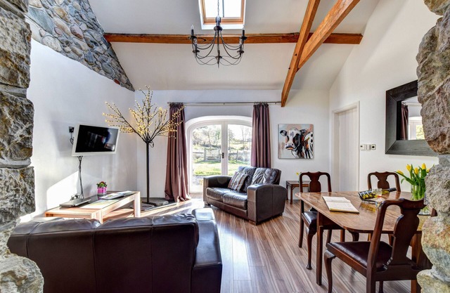 Ty Menai - Zwei Schlafzimmer Haus, Schläft 4