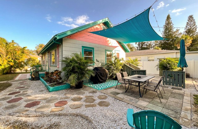 Old-Florida Summer Cottage: Klassisch und tierfreundlich in Waterfront District