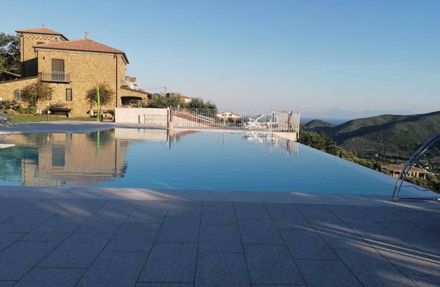 Typisch Cilentan Bauernhaus mit Schwimmbad 3,5 km vom Meer entfernt: Malachit Unterkunft