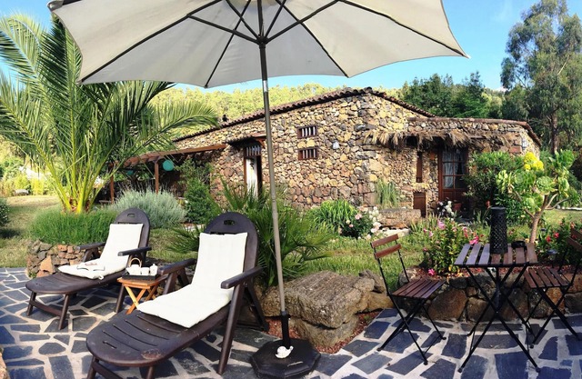 CANARIA Charakterhaus aus Stein und Holzdecken Ideal für familes oder ein Paar