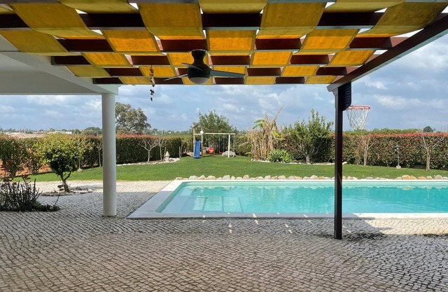 Typisches Algarve-Haus mit privatem Pool (CasaAndorinha)