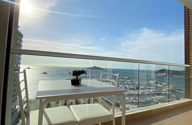 U-GO Edificio Eira frente al mar