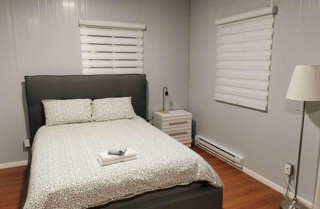 U3 Seaside Serenity: Seal Bay Glamping Retreat