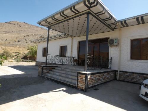 UHUM GUESTHOUSE nuratau mountain