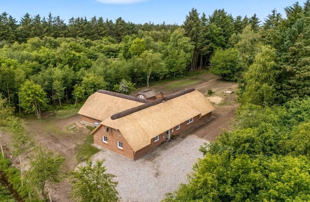 "Ulf" - 2km from the sea by Interhome