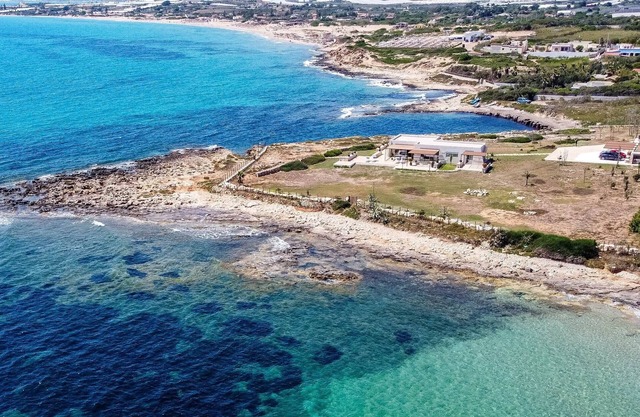 Ultima - Europas südlichstes, am Meer gelegenes, luxuriöses Haus