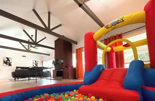Ultimate Family House Near Disney! w/ Bounce House