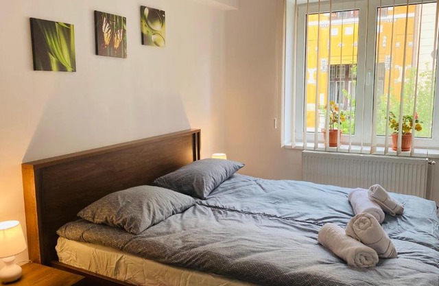 Ultra-central sweet suite