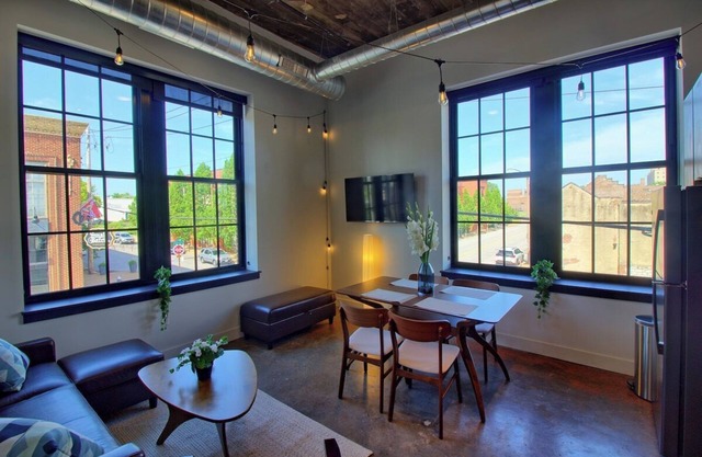 Ultramodern 2BR Corner Loft w/Designer Features