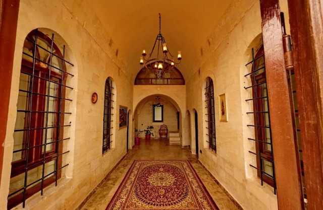 ULUBEY KONAĞI
