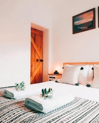 Um Lugar ao Sol Beach House Azenhas do Mar