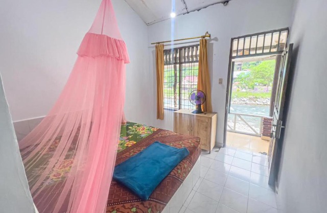 Umiyuki jungle tour only treking with us