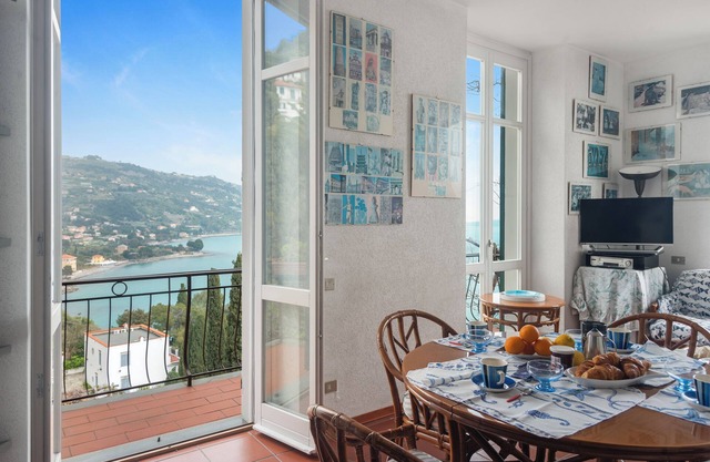 Una Finestra Sul Mare Garden & Pool, Ventimiglia, Italy