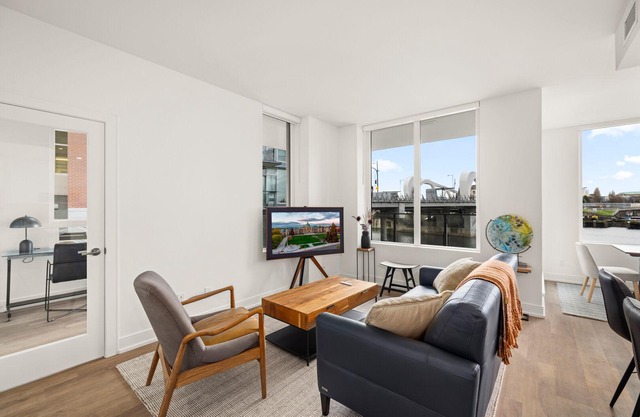 Unbelievable waterfront condo, Modern 2 Bedroom, Downtown Victoria.