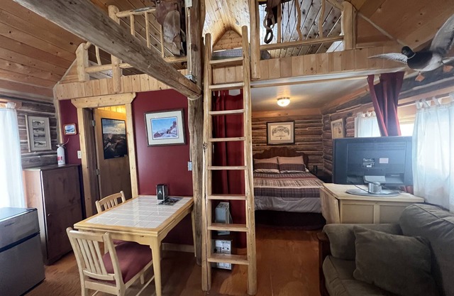 Uncle Buddy's Cabin