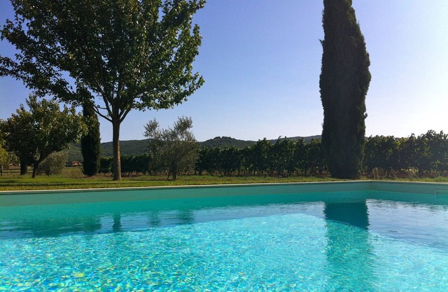 Unvergessliche Sonnenuntergänge, privater Pool, seelenberuhigender Lavendel und Olivenbäume