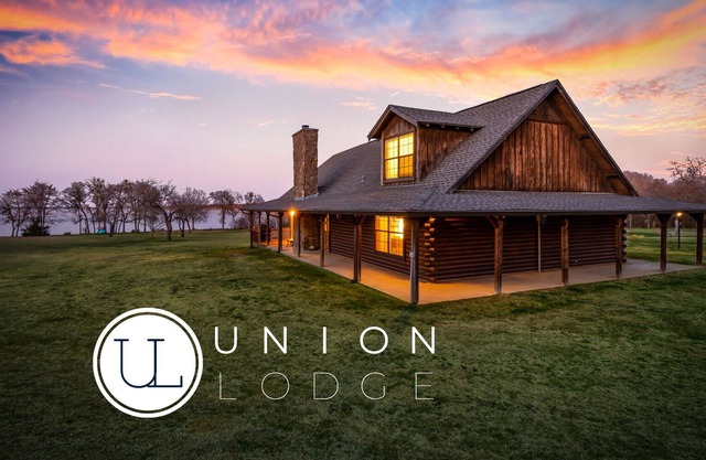 Union Lodge | 10 Acres | Waterfront | Recreation